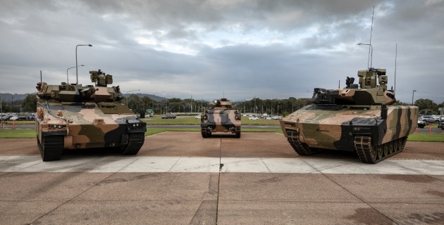 www.australiandefence.com.au