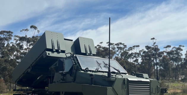www.australiandefence.com.au